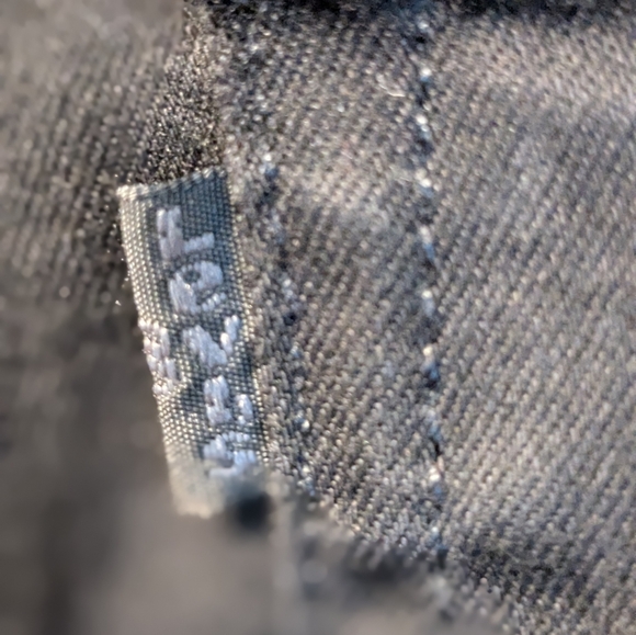 Women's Levi's Black Jeans - Picture 3 of 6